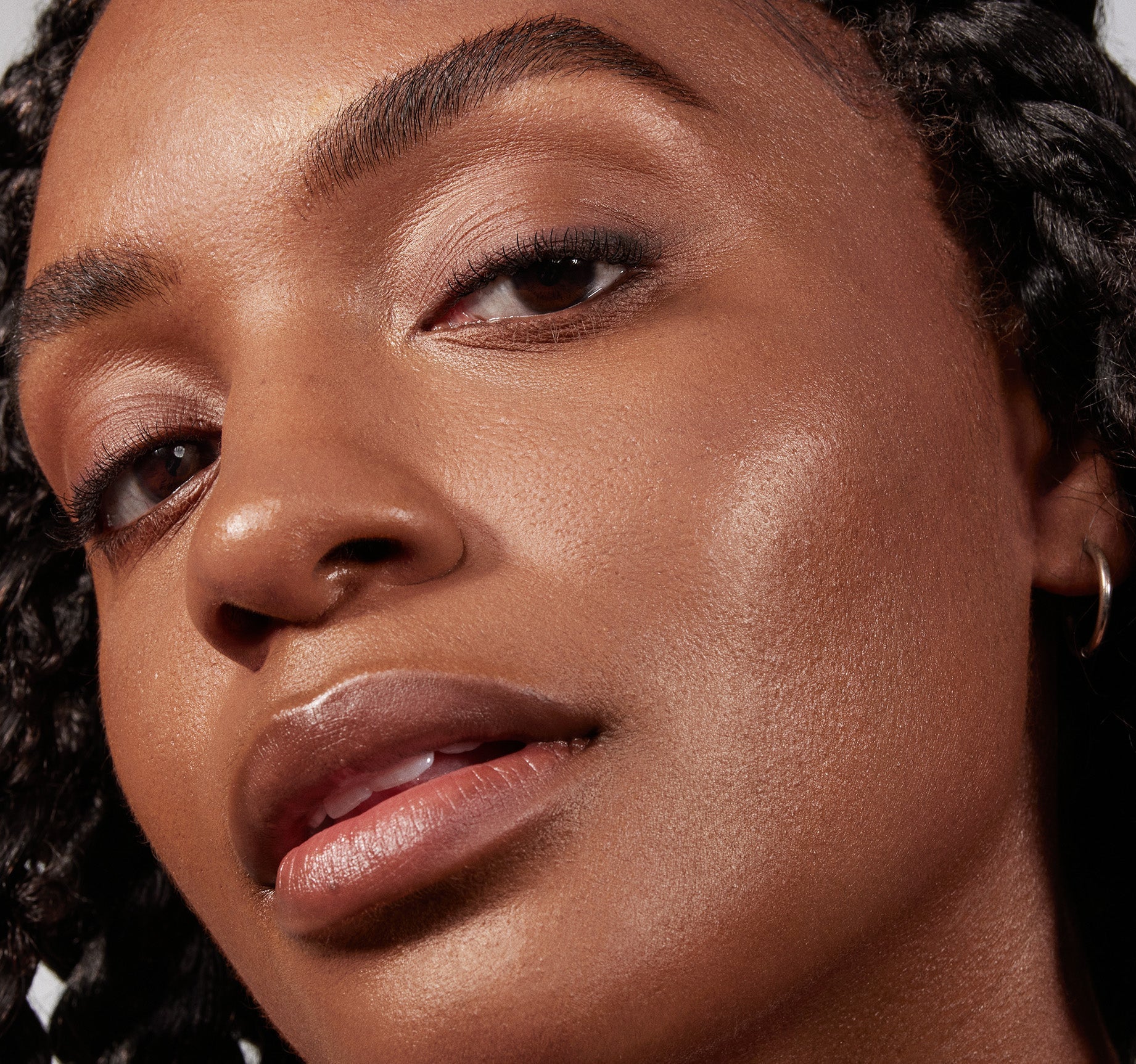Lightform Extended Hydration Foundation - Image 113