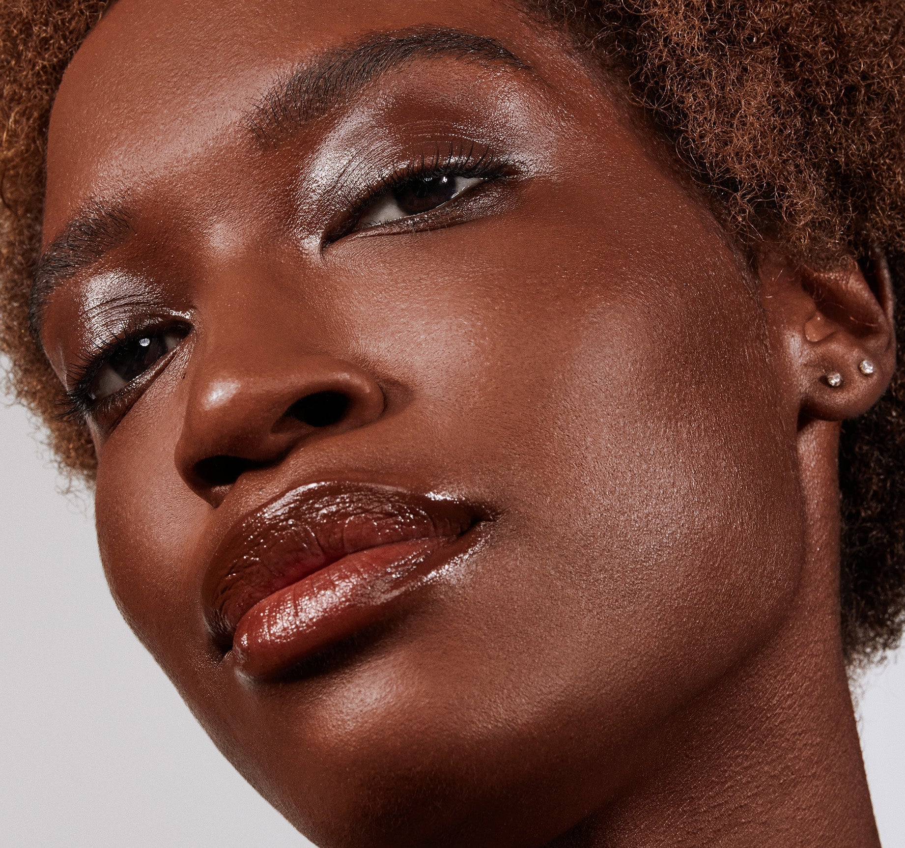 Lightform Extended Hydration Foundation - Image 146