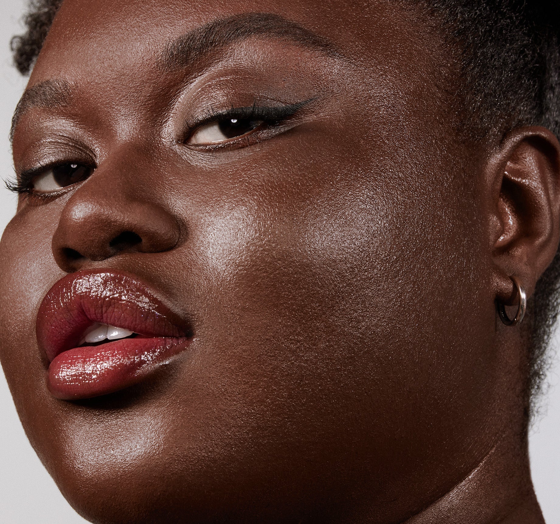 Lightform Extended Hydration Foundation - Image 150