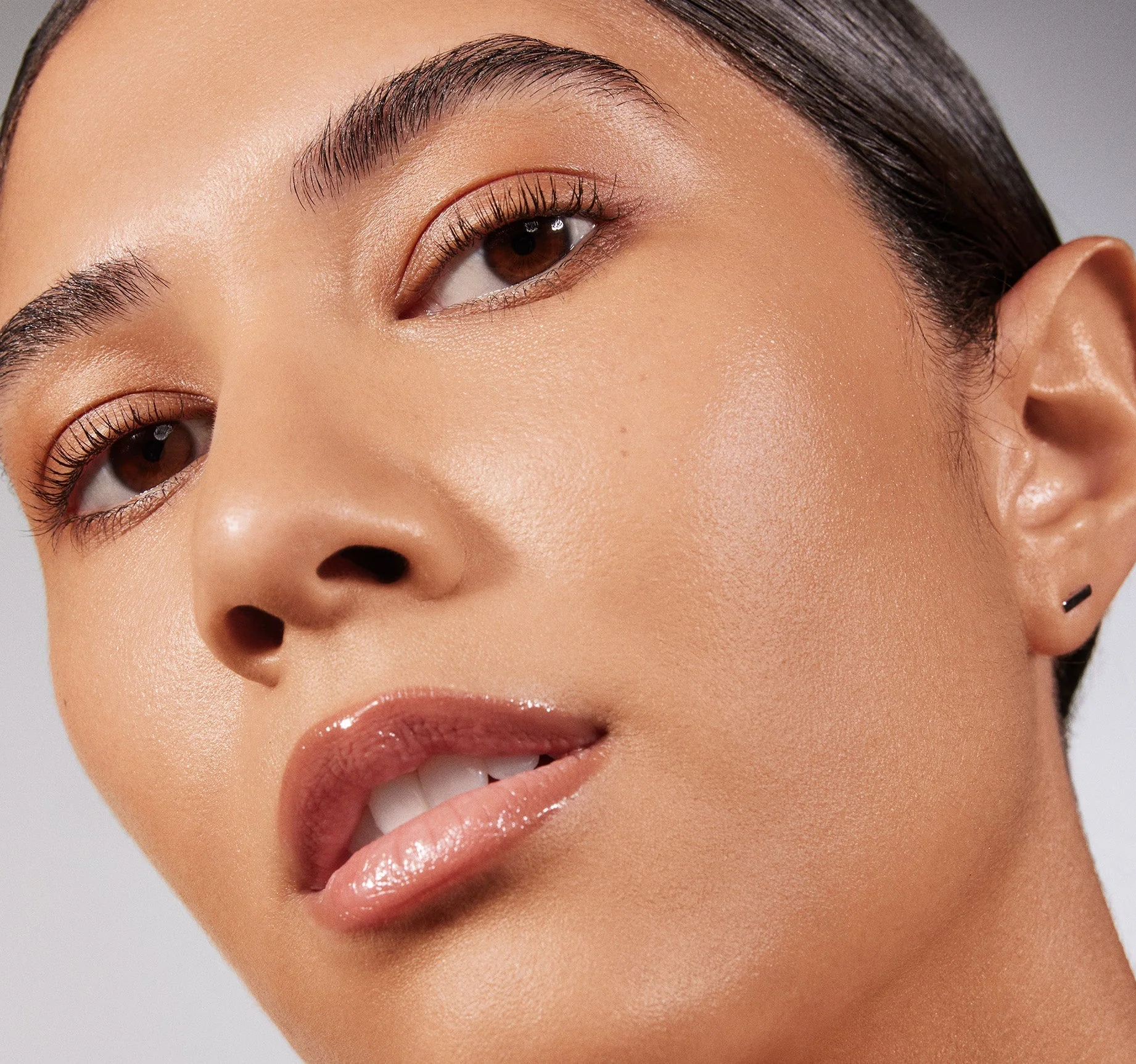 Lightform Extended Hydration Foundation - Image 50