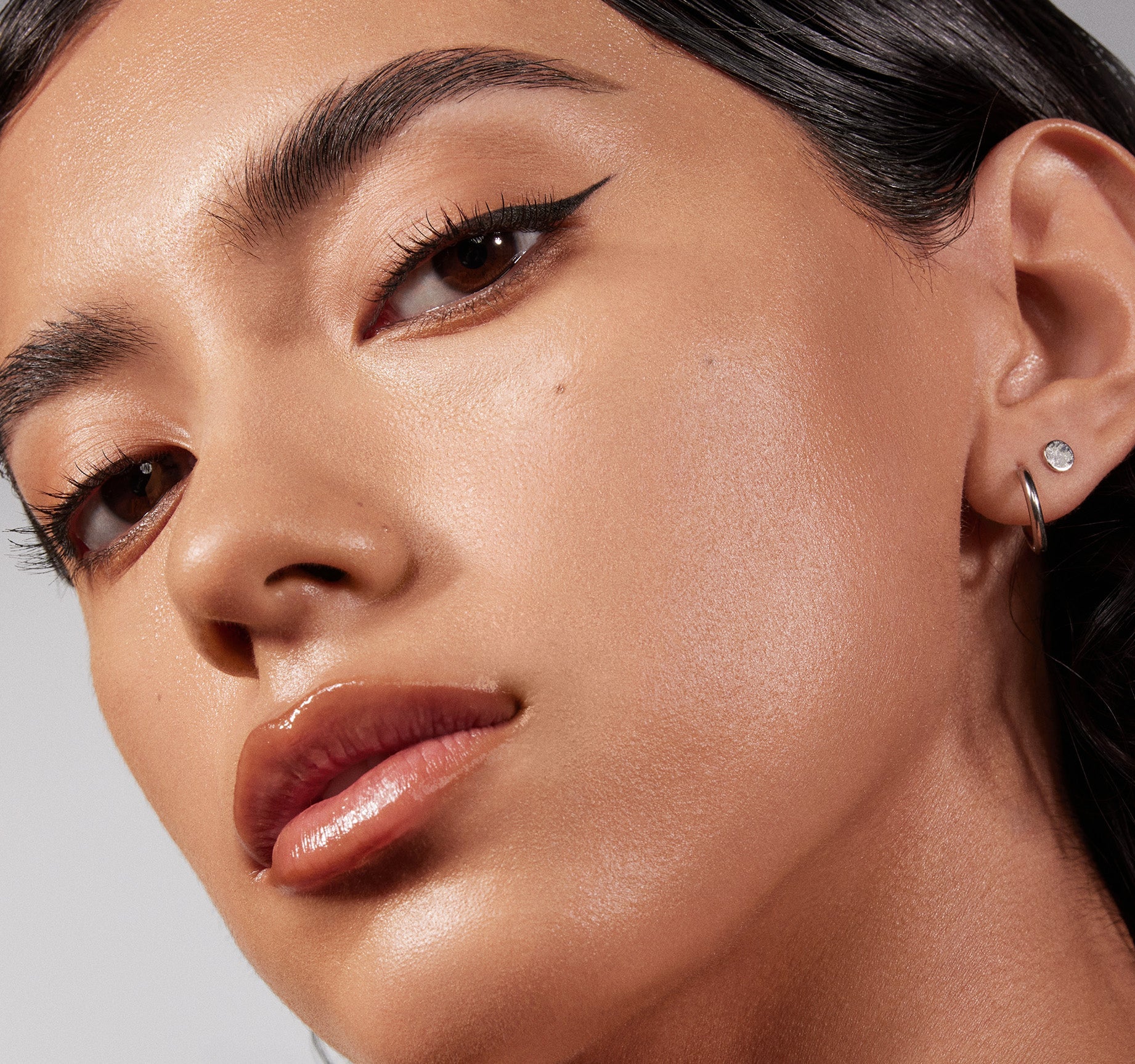 Lightform Extended Hydration Foundation - Image 54