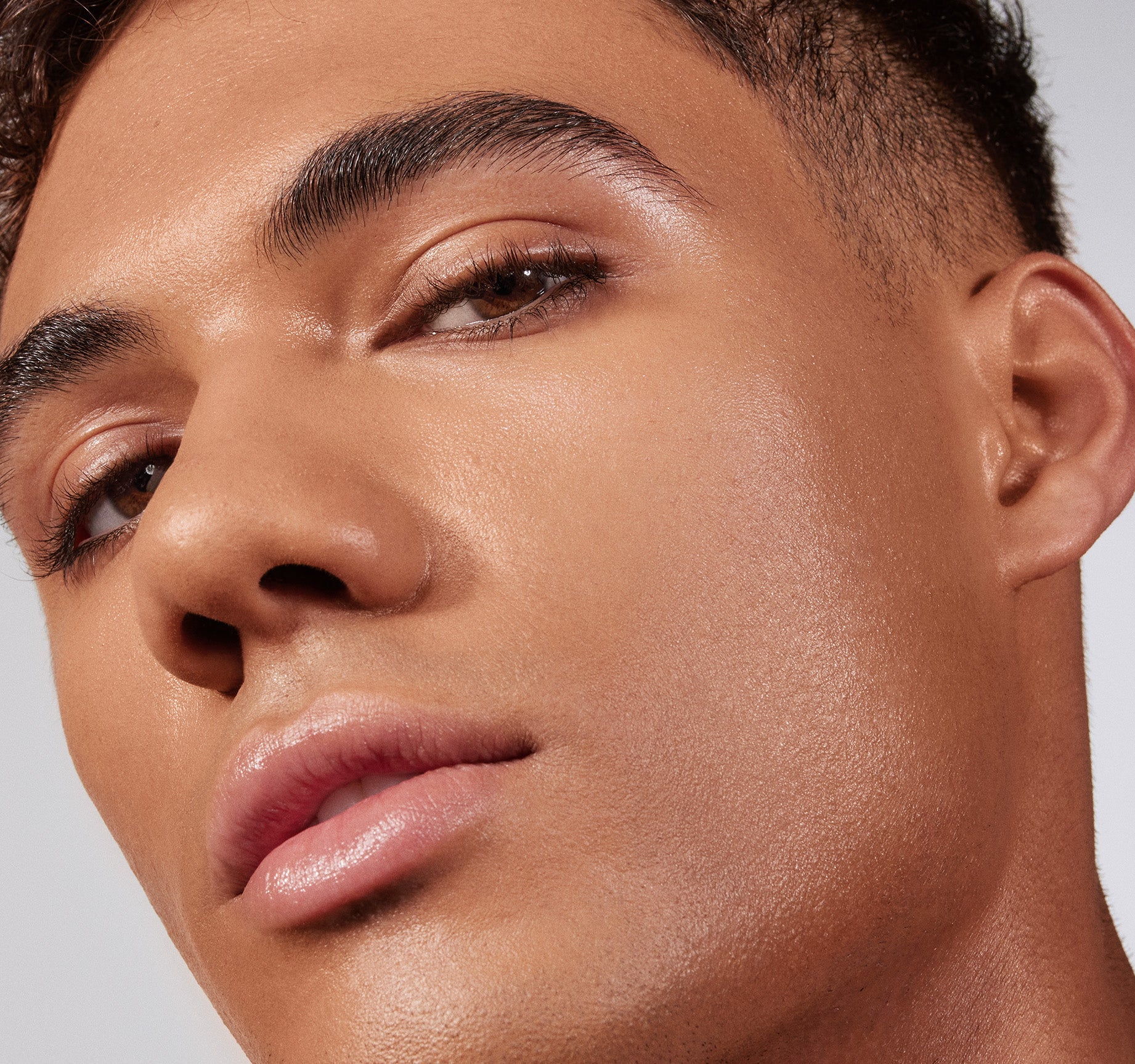 Lightform Extended Hydration Foundation - Image 88